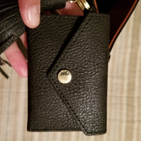 STEVE MADDEN Leather Tote w/coin pouch - Picture 7 of 8